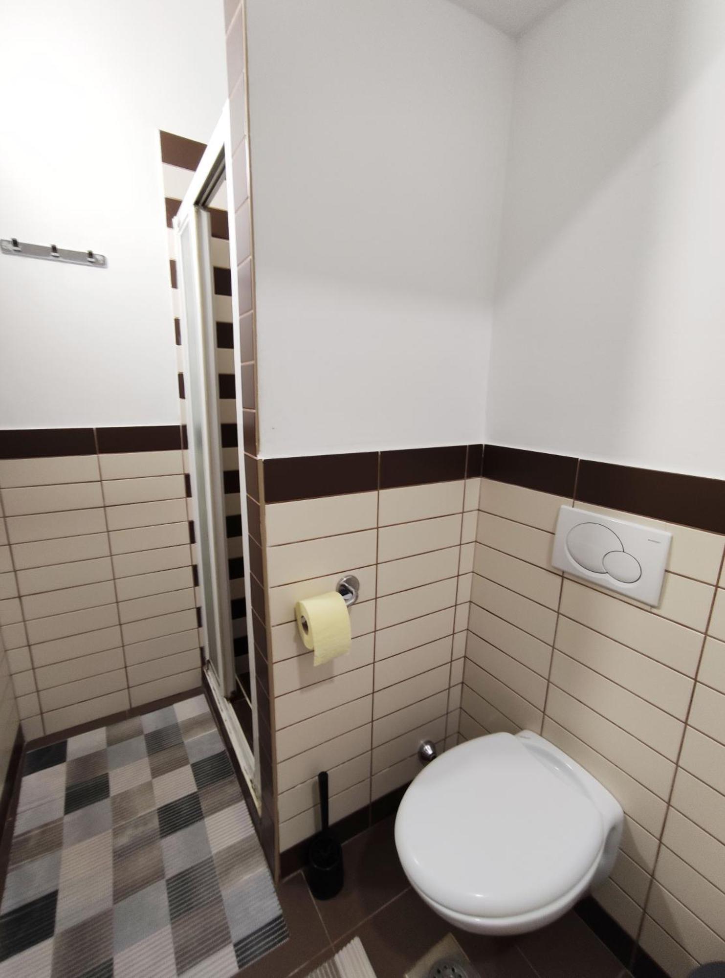 Studio Apartment Sisters 3-4 Ljubljana Buitenkant foto