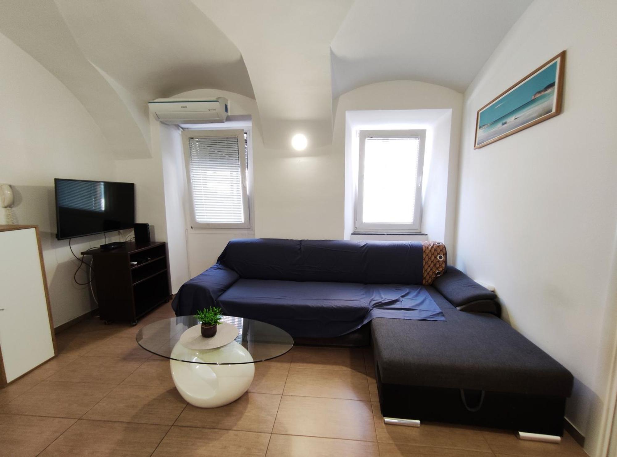 Studio Apartment Sisters 3-4 Ljubljana Buitenkant foto
